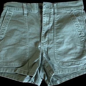 Madewell cargo shorts size 28